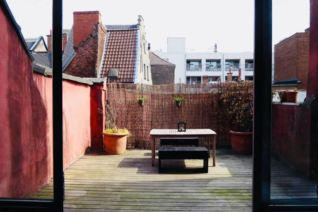 Spacious Duplex + Terrace In Ghent. Top Location! *
